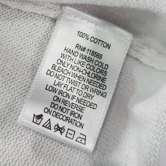 Quaker Factory Spring Cardigan, Roses-- See Pictures for Measurements
Lot G - Picture 4 of 7